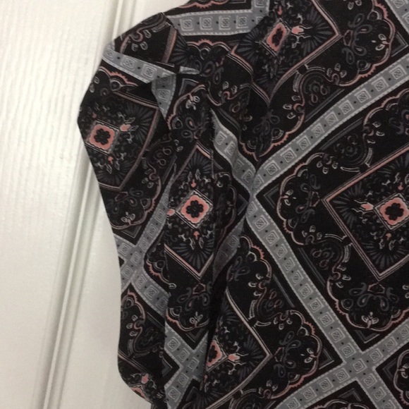 Pleione Blouse - Picture 3 of 4